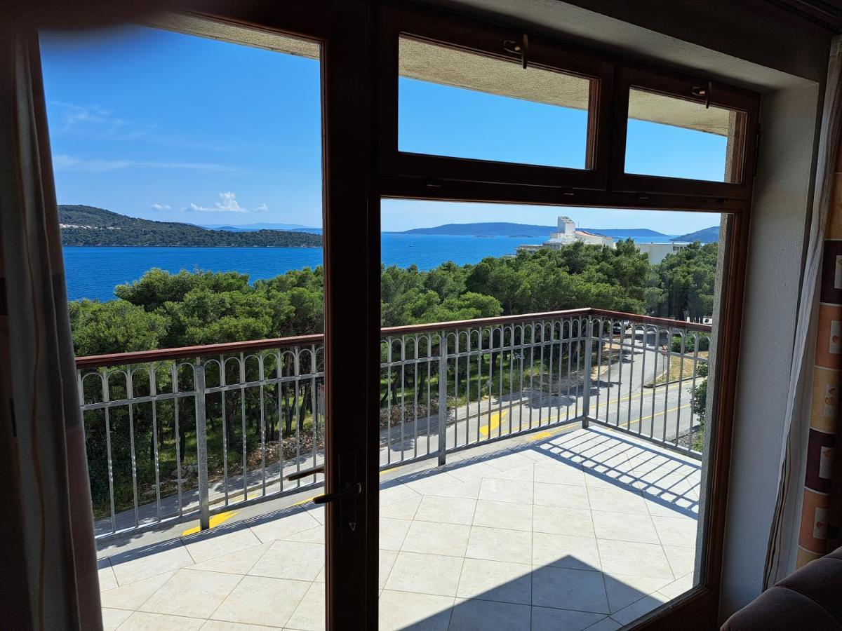 Apartment With Splendid Sea View تروغير المظهر الخارجي الصورة