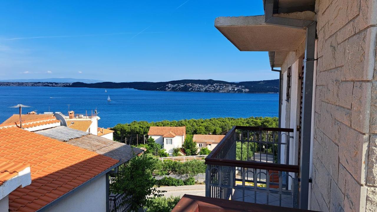 Apartment With Splendid Sea View تروغير المظهر الخارجي الصورة