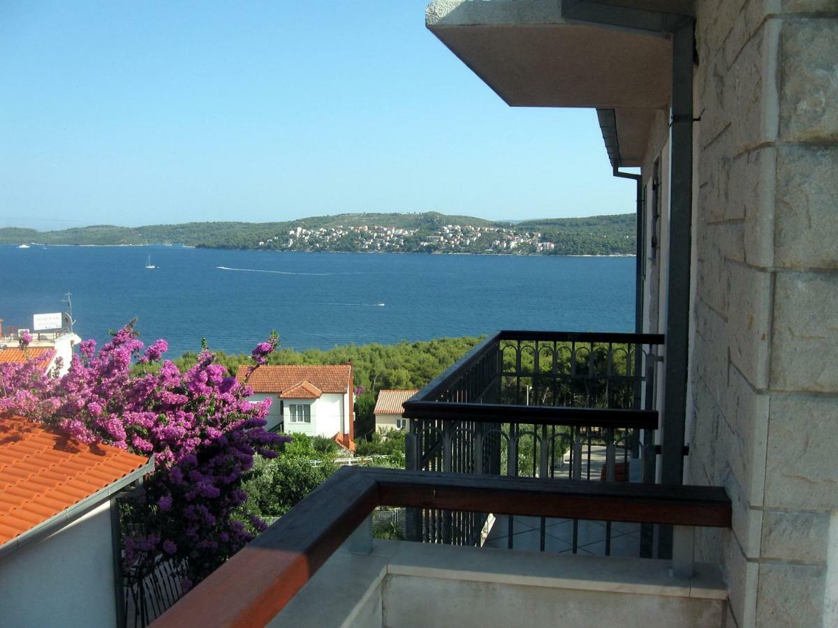 Apartment With Splendid Sea View تروغير المظهر الخارجي الصورة